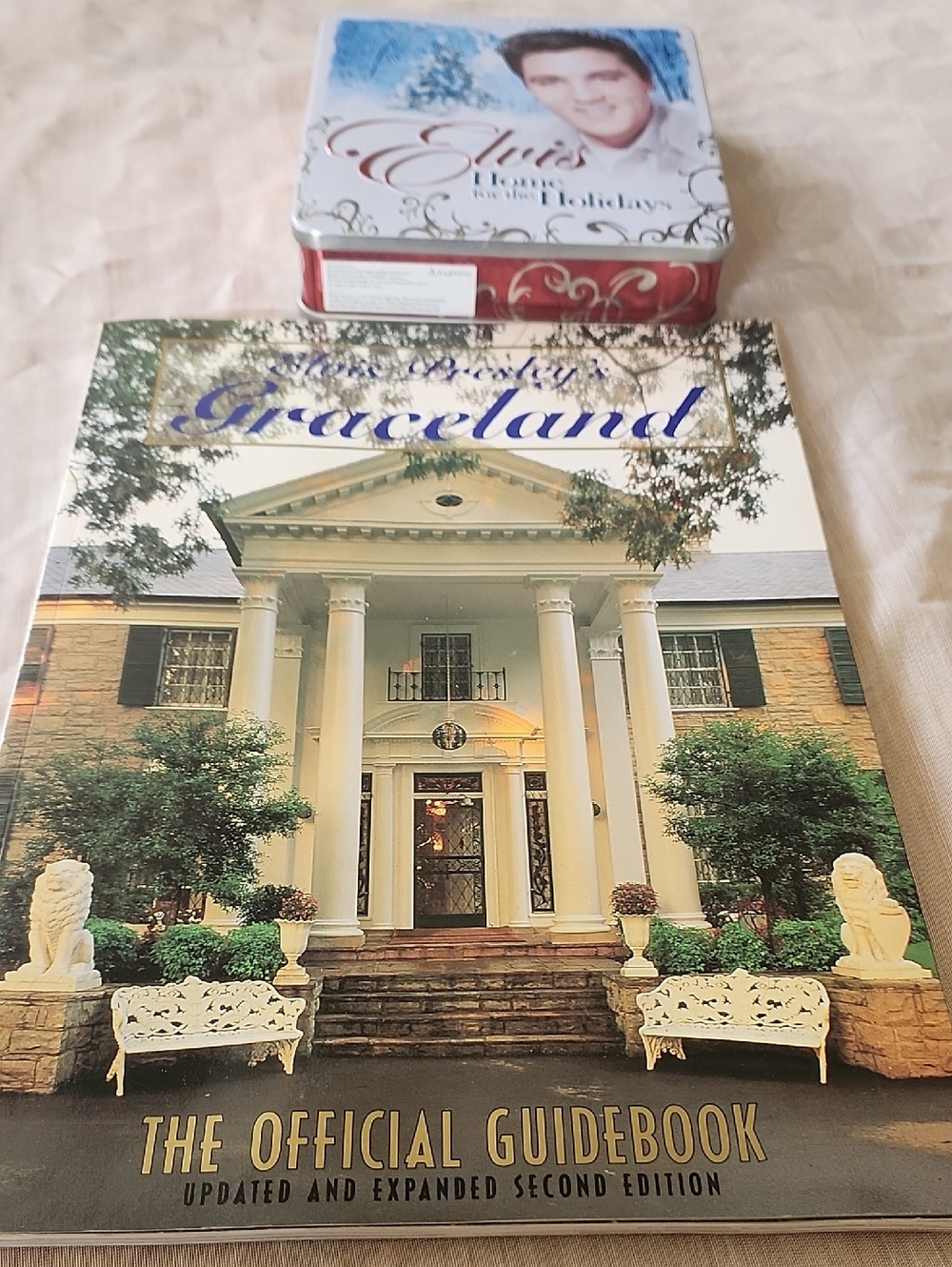 Elvis Home For The Holidays Collector's Edition Guitar Candle And  Guidebook